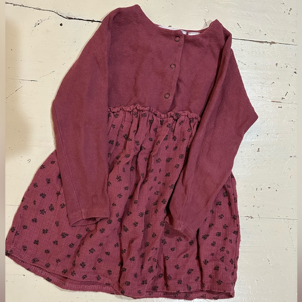 Zara girls 3-4 dress; mauve with small black floral print and snaps